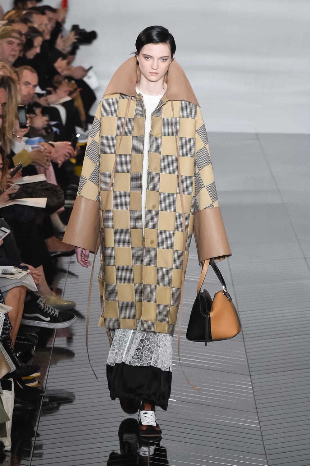 ロエベ(LOEWE) 2019-20年秋冬ウィメンズコレクション  - 写真39