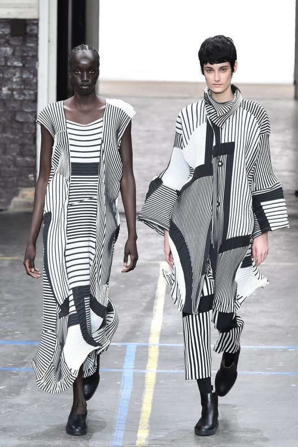 イッセイ ミヤケ(ISSEY MIYAKE) 2019-20年秋冬ウィメンズコレクション  - 写真5