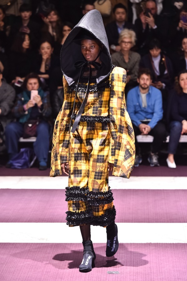 コム デ ギャルソン(COMME des GARÇONS) 2019-20年秋冬ウィメンズコレクション  - 写真53