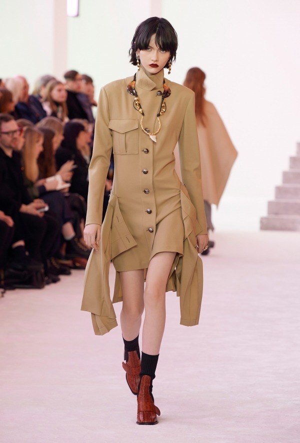 クロエ(Chloé) 2019-20年秋冬ウィメンズコレクション  - 写真11