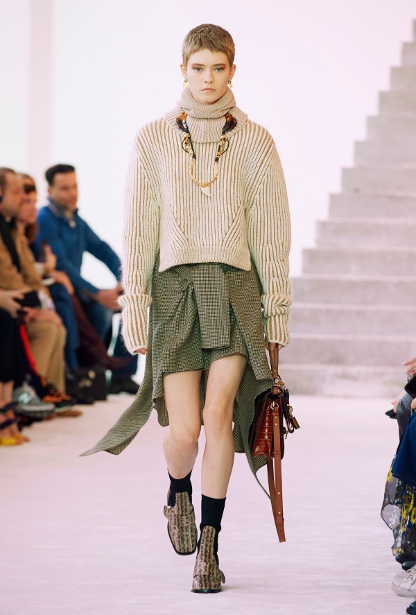 クロエ(Chloé) 2019-20年秋冬ウィメンズコレクション  - 写真21