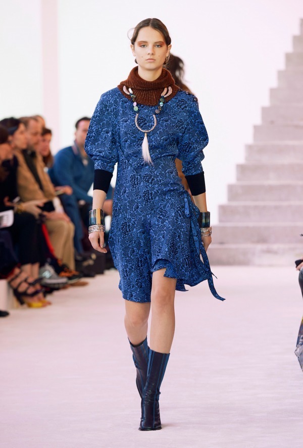 クロエ(Chloé) 2019-20年秋冬ウィメンズコレクション  - 写真25