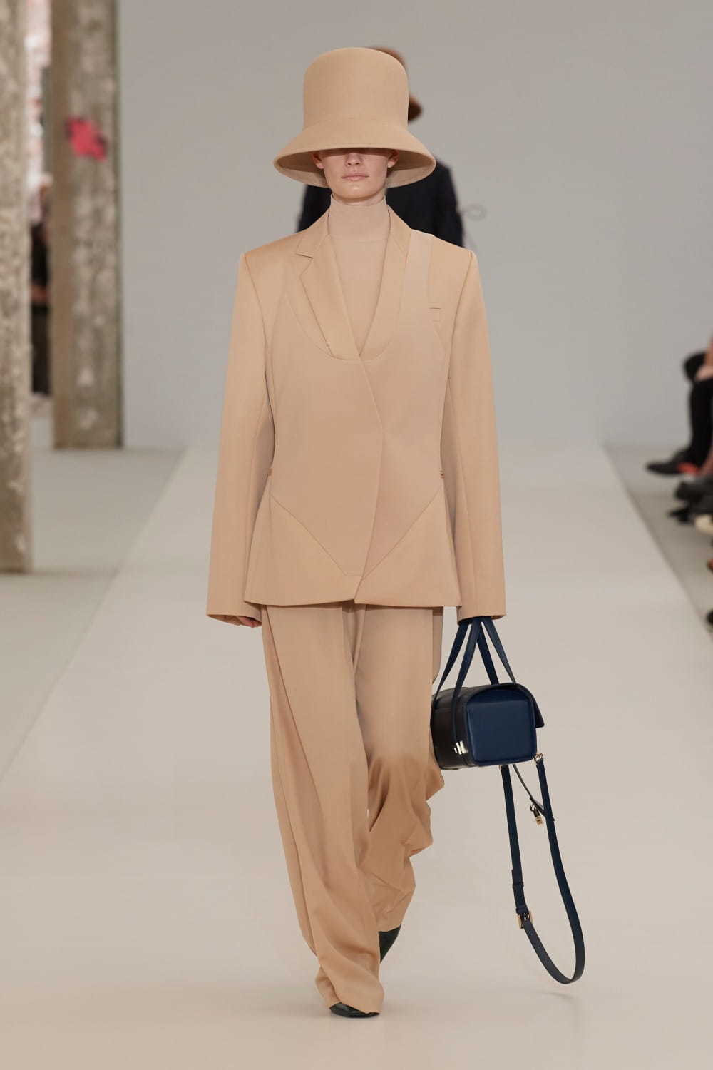 ニナ リッチ(NINA RICCI) 2019-20年秋冬ウィメンズコレクション  - 写真3