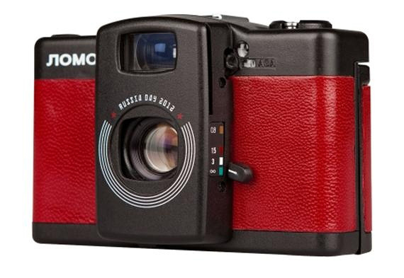 フィルムカメラ ロモグラフィーで最大70％OFFセール開催｜写真1