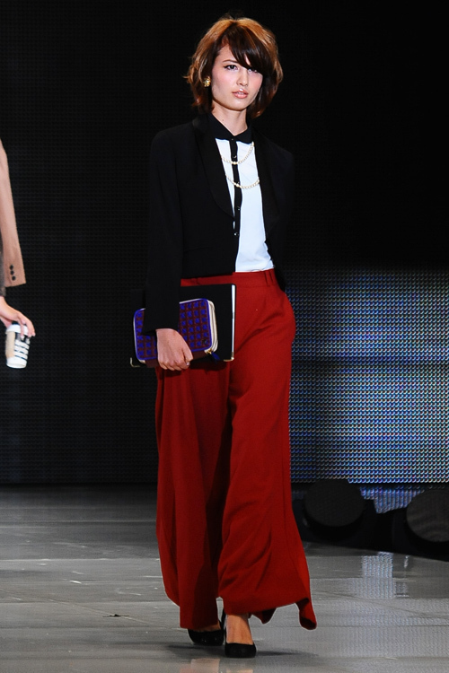 東京ランウェイ 2012A/W 2ndステージ - EMODAなどの人気ブランド、ベッキーや小島よしおも出演｜写真44