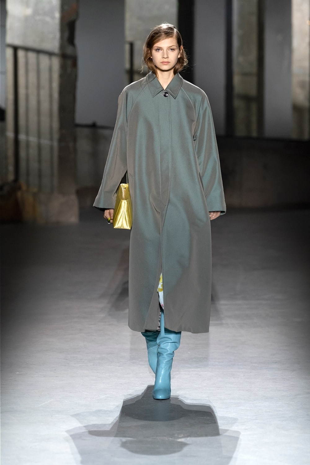 ドリス ヴァン ノッテン(DRIES VAN NOTEN) 2019-20年秋冬ウィメンズコレクション  - 写真16