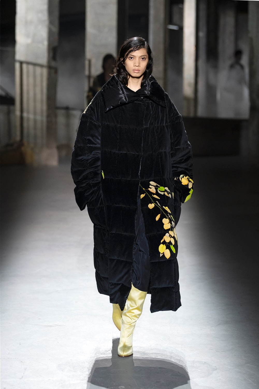 ドリス ヴァン ノッテン(DRIES VAN NOTEN) 2019-20年秋冬ウィメンズコレクション  - 写真36