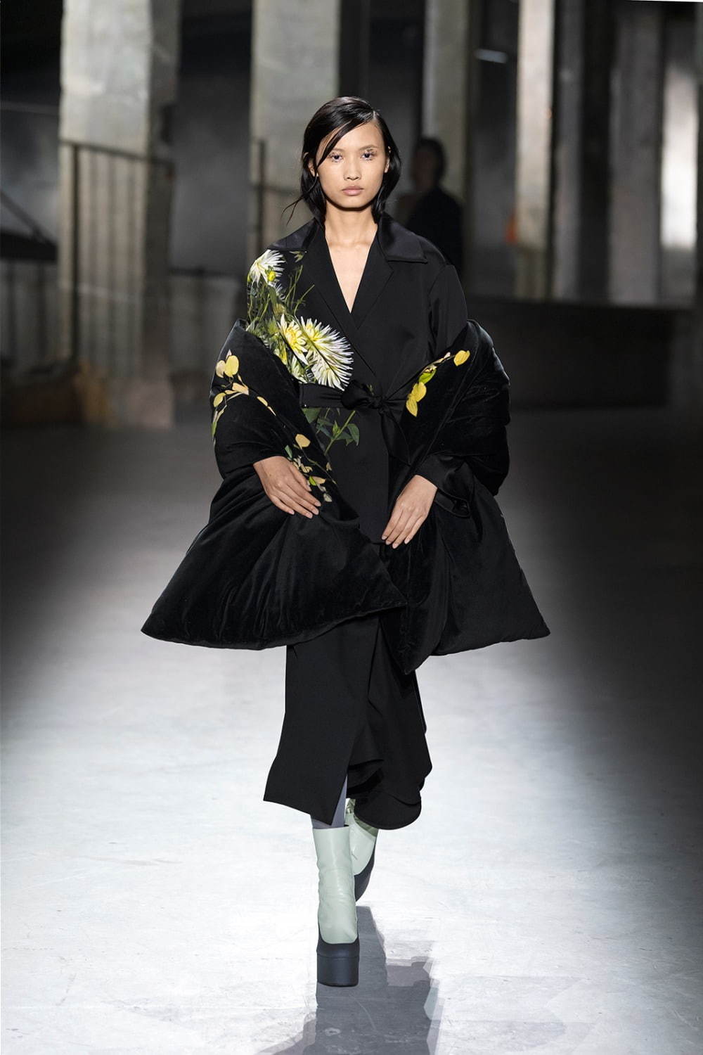 ドリス ヴァン ノッテン(DRIES VAN NOTEN) 2019-20年秋冬ウィメンズコレクション  - 写真37