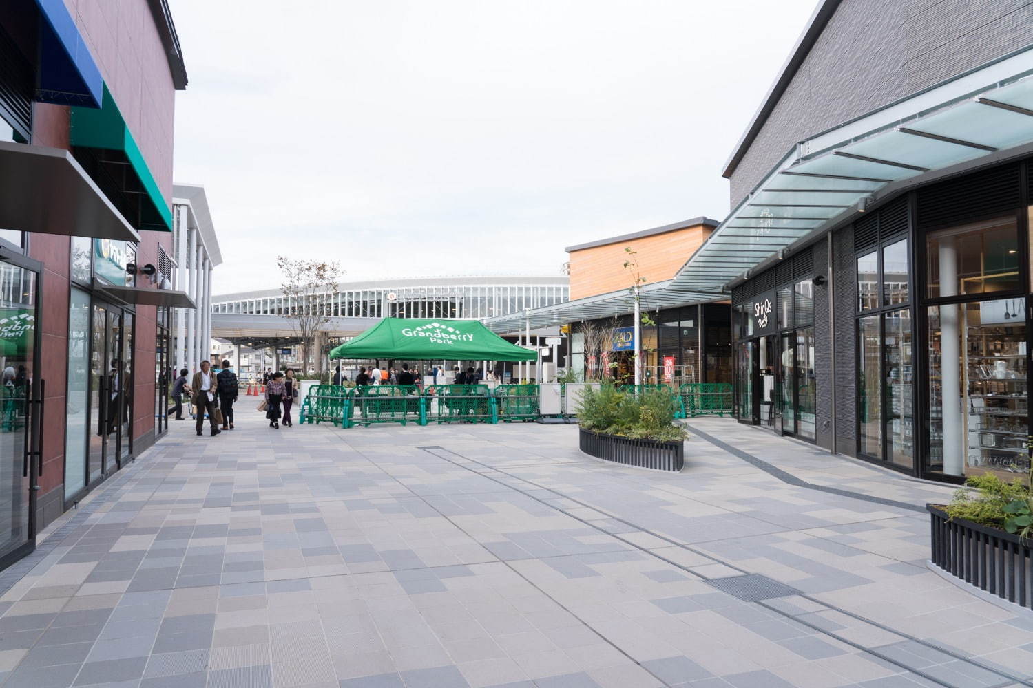 「南町田グランベリーパーク」アウトレット含む約230店舗やスヌーピーミュージアム、駅も改称へ｜写真5