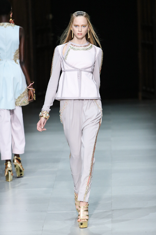 マニッシュ アローラ 2013年春夏<span>コレクション</span> - 写真55