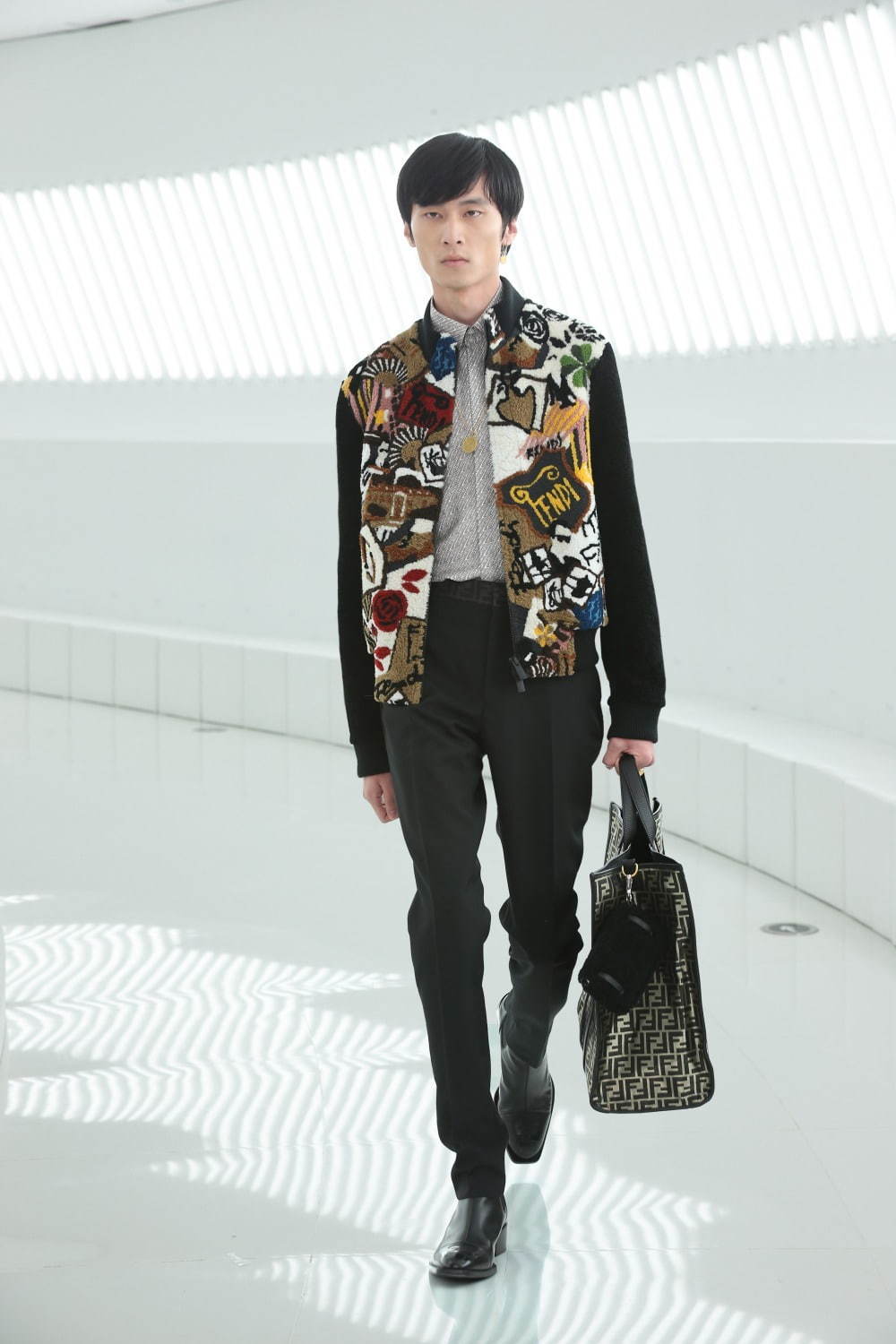 フェンディ(FENDI) 2019-20年秋冬ウィメンズ&メンズコレクション  - 写真4