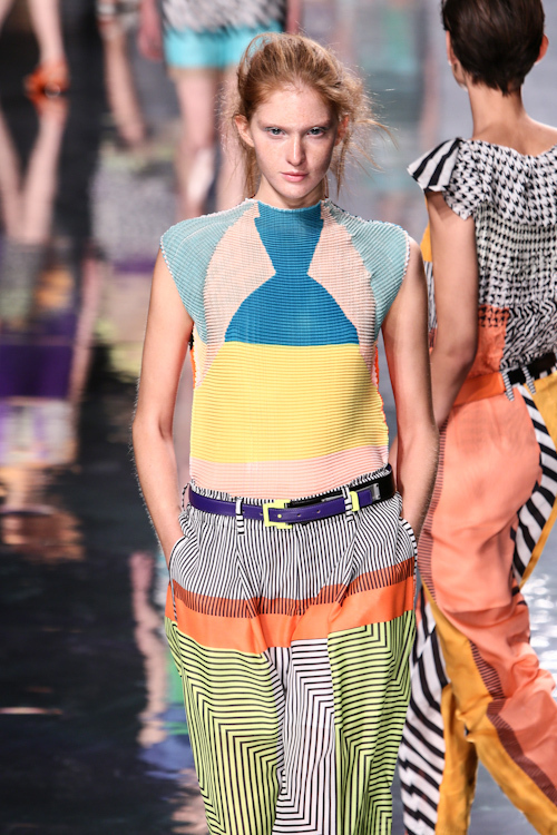 イッセイ ミヤケ(ISSEY MIYAKE) 2013年春夏ウィメンズコレクション  - 写真63