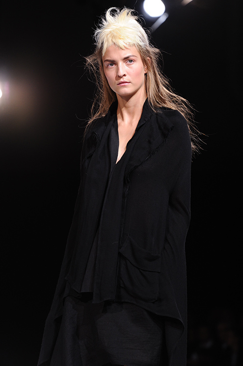 ヨウジヤマモト(Yohji Yamamoto) 2013年春夏ウィメンズコレクション  - 写真12