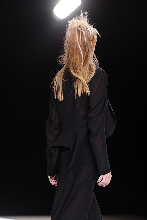 ヨウジヤマモト(Yohji Yamamoto) 2013年春夏ウィメンズコレクション  - 写真50