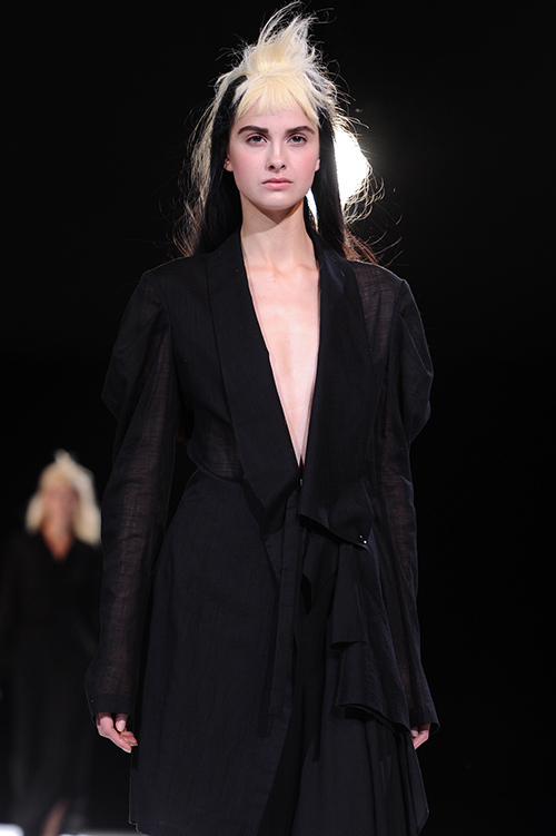 ヨウジヤマモト(Yohji Yamamoto) 2013年春夏ウィメンズコレクション  - 写真52