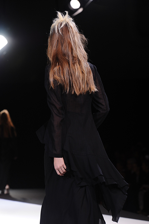 ヨウジヤマモト(Yohji Yamamoto) 2013年春夏ウィメンズコレクション  - 写真56