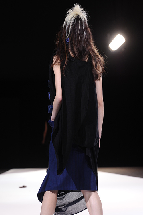 ヨウジヤマモト(Yohji Yamamoto) 2013年春夏ウィメンズコレクション  - 写真74