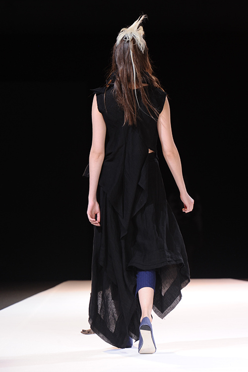 ヨウジヤマモト(Yohji Yamamoto) 2013年春夏ウィメンズコレクション シルエット - 写真49