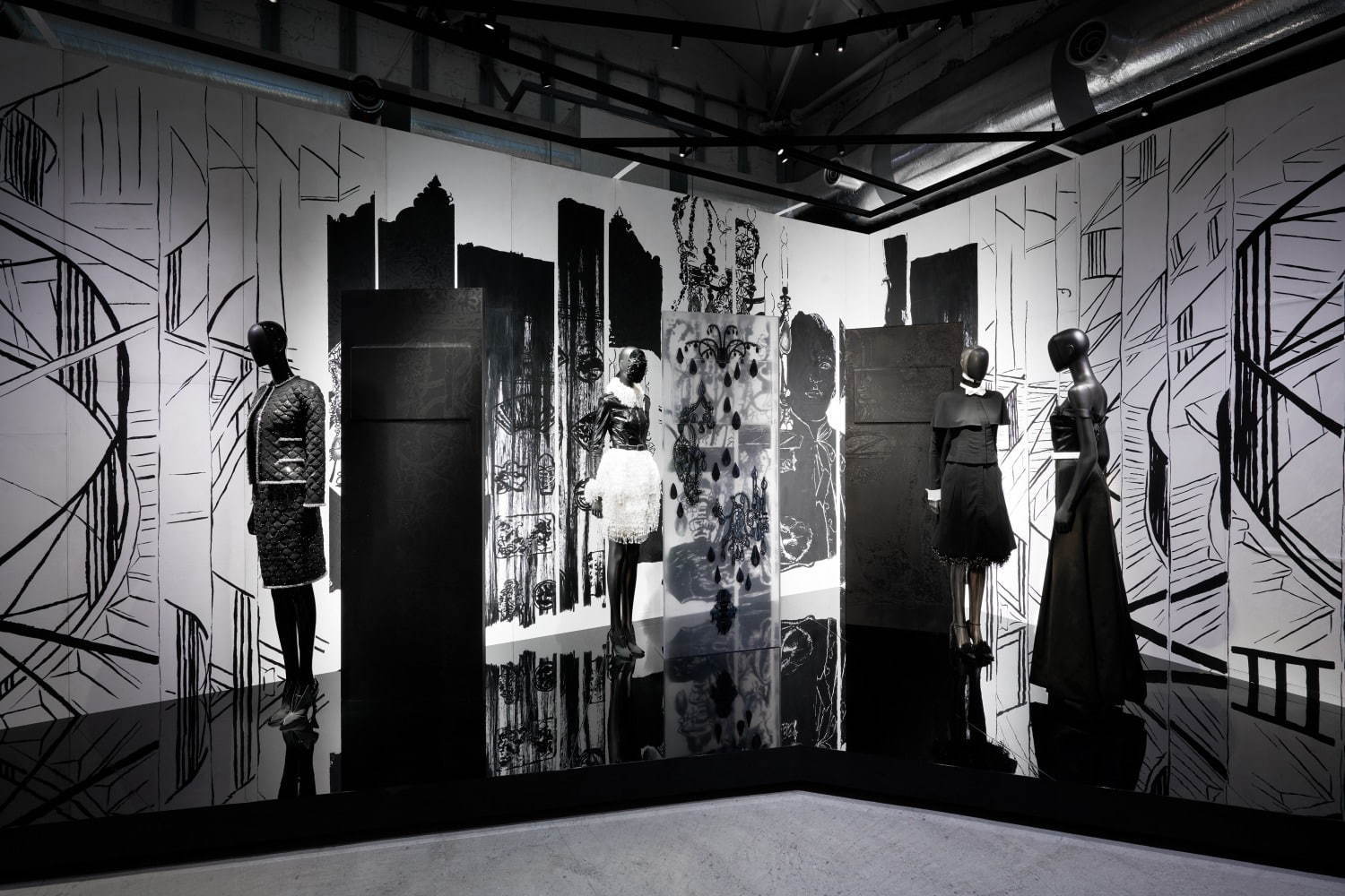 シャネル(CHANEL) マドモアゼル プリヴェ展｜写真28