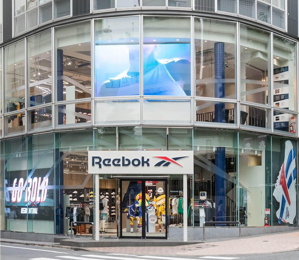 リーボック(Reebok) リーボックストア 渋谷｜写真14