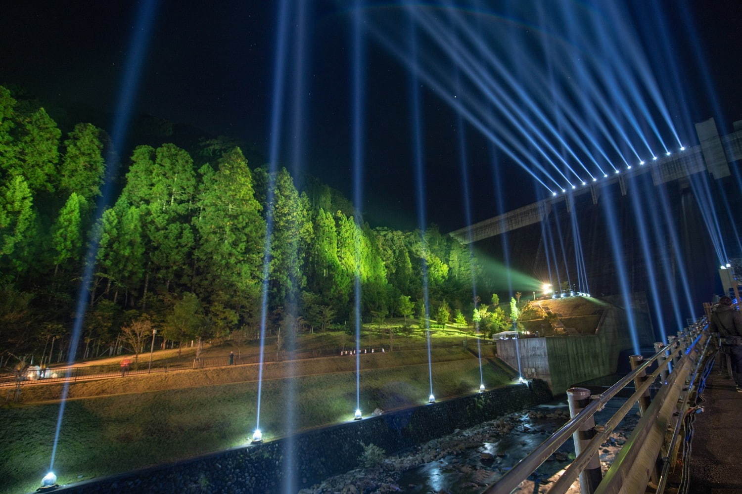 「Sense Island -感覚の島- 暗闇の美術島」横須賀・猿島で、夜の無人島でアート体験｜写真21