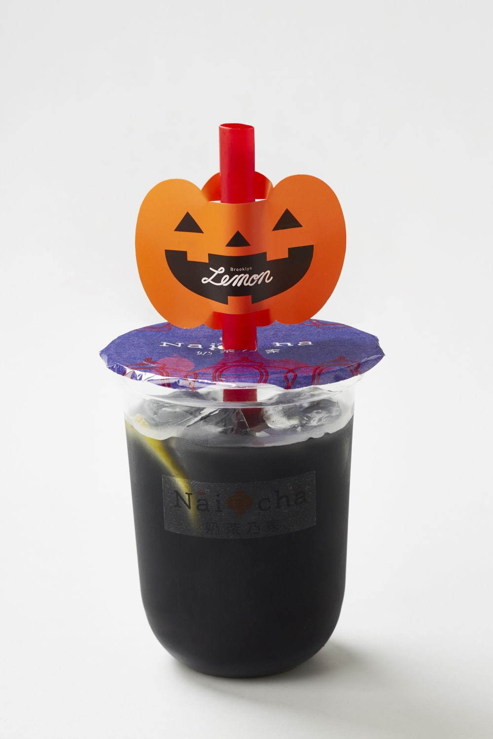 パンケーキ専門店バター「秋の味覚 焦がしハロウィンパンケーキ」紫芋のクリームのおばけをトッピング｜写真2