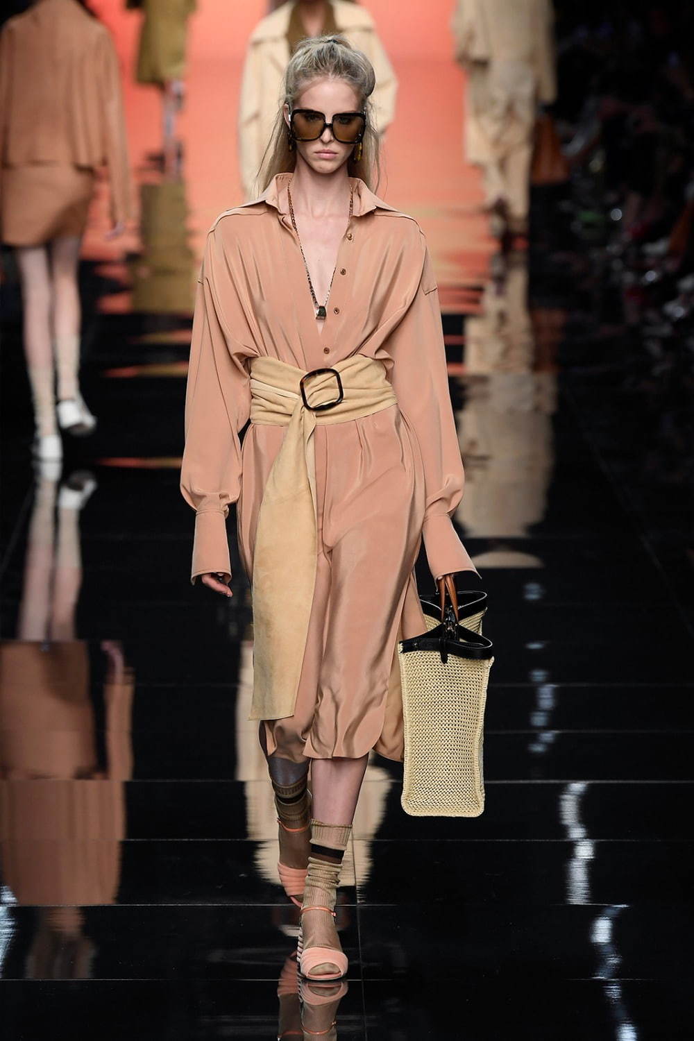 フェンディ(FENDI) 2020年春夏ウィメンズコレクション  - 写真24