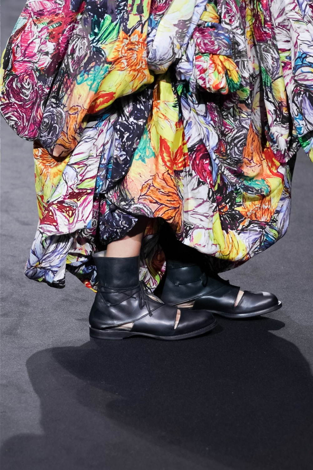 ヨウジヤマモト(Yohji Yamamoto) 2020年春夏ウィメンズコレクション  - 写真44