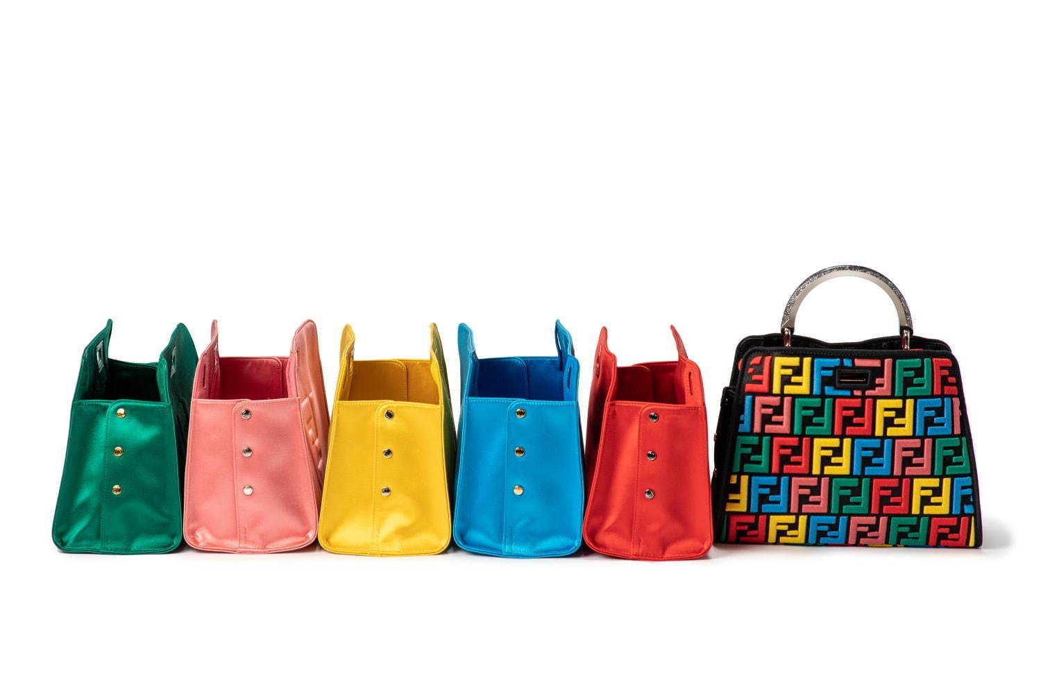 フェンディ(FENDI) ピーカブー｜写真3