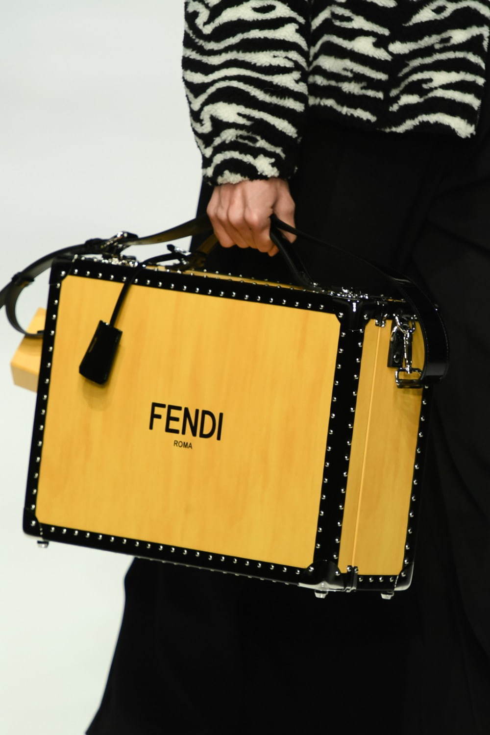 フェンディ(FENDI) 2020-21年秋冬メンズコレクション  - 写真20