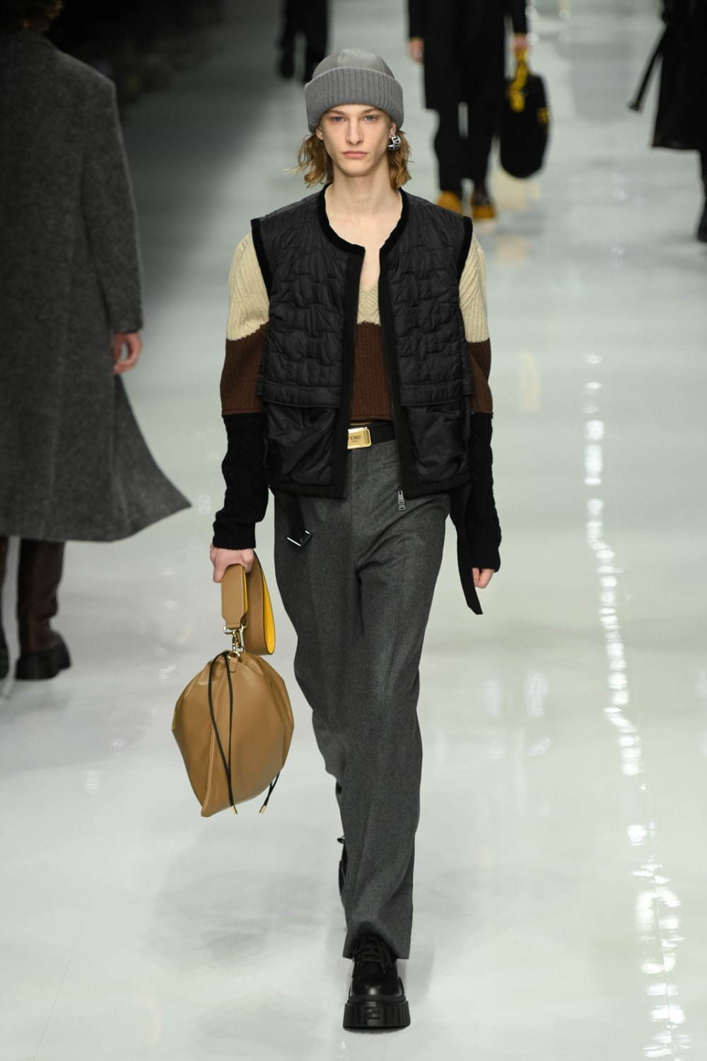 フェンディ(FENDI) 2020-21年秋冬メンズコレクション  - 写真29