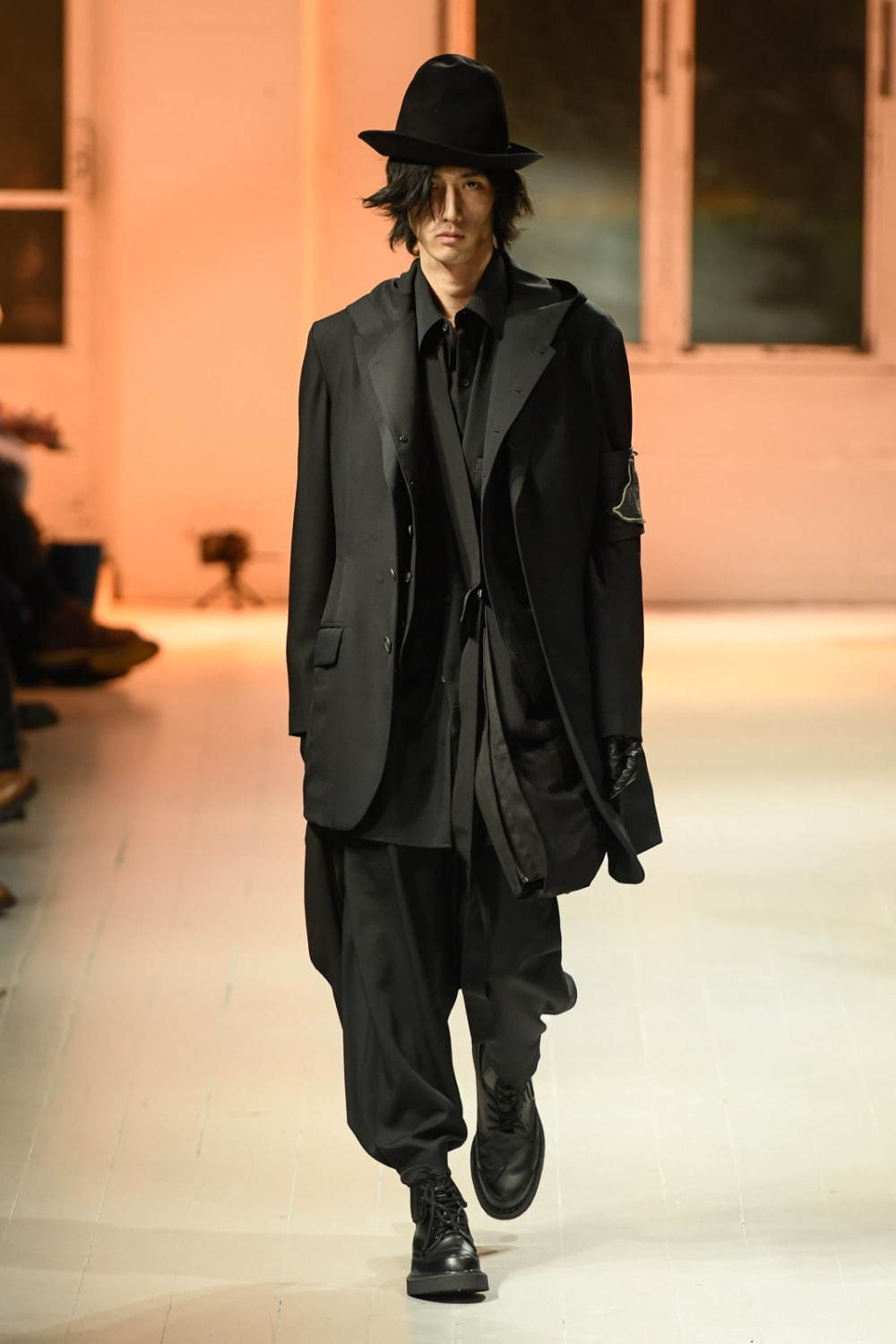 ヨウジヤマモト(Yohji Yamamoto) 2020-21年秋冬メンズコレクション  - 写真26