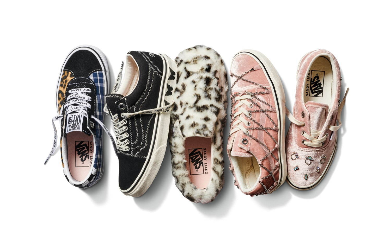 VANS“ピアス風”チャーム付きスニーカー＆もこもこユキヒョウ柄の厚底シューズ｜写真12