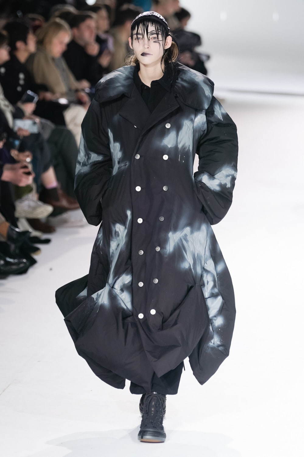 ヨウジヤマモト(Yohji Yamamoto) 2020-21年秋冬ウィメンズコレクション  - 写真40