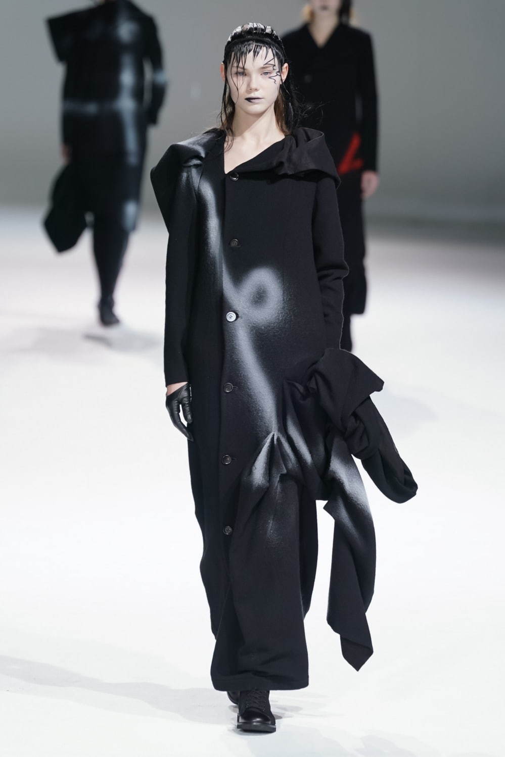 ヨウジヤマモト(Yohji Yamamoto) 2020-21年秋冬ウィメンズコレクション  - 写真51