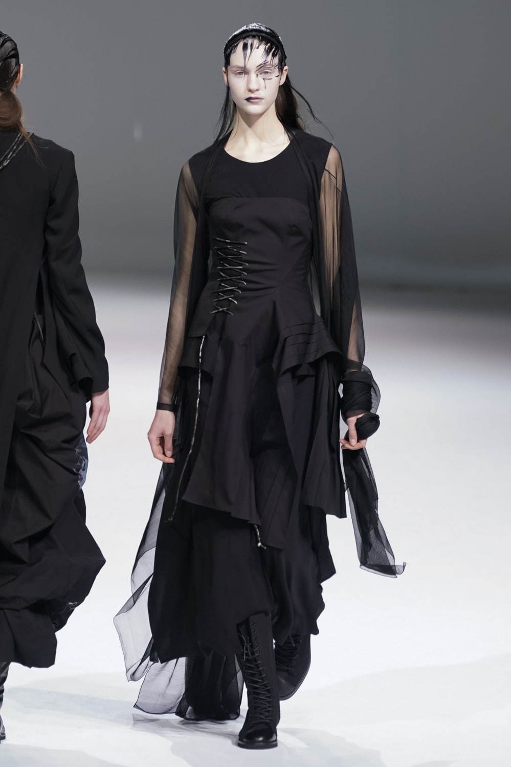 ヨウジヤマモト(Yohji Yamamoto) 2020-21年秋冬ウィメンズコレクション  - 写真71