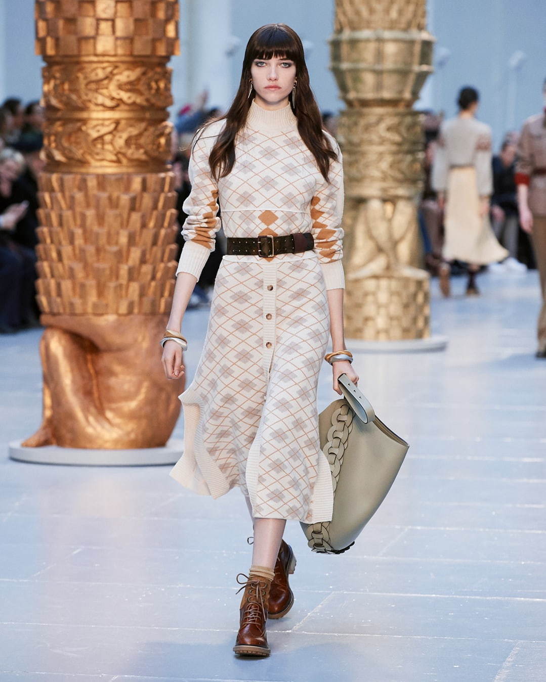 クロエ(Chloé) 2020-21年秋冬ウィメンズコレクション  - 写真28