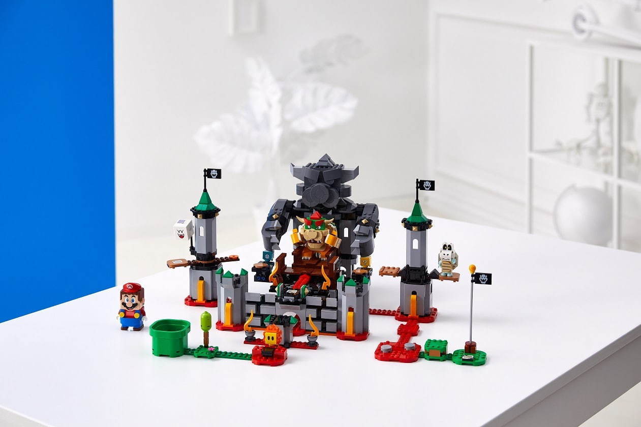 拡張セット「レゴ スーパーマリオ けっせんクッパ城！チャレンジ」
TM & © 2020 Nintendo. ©2020 The LEGO Group.