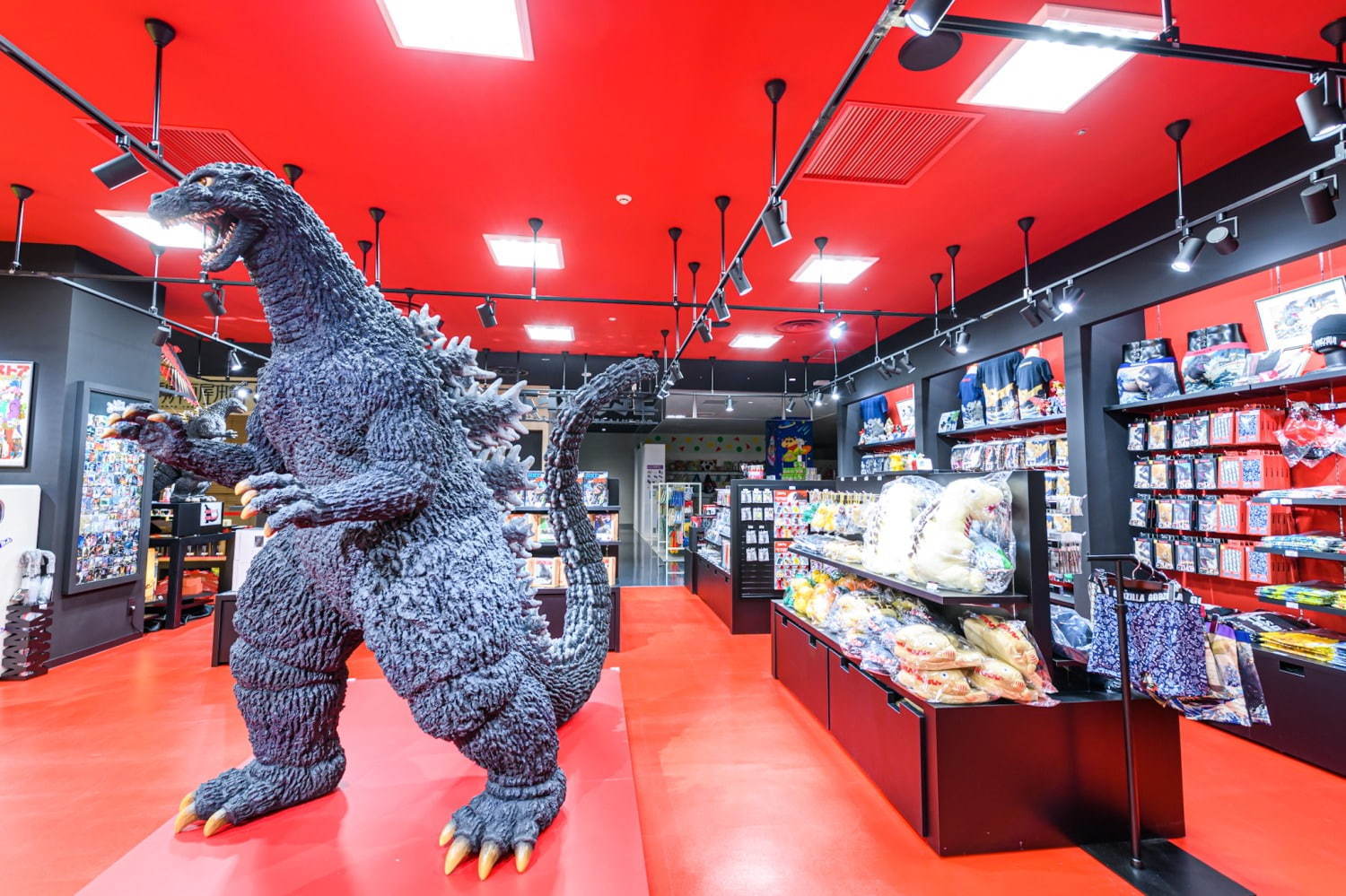 「ゴジラ・ストア」大阪・心斎橋パルコに2号店、限定グッズや歴代ゴジラフィギュアなど｜写真11