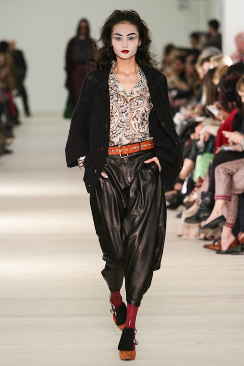 ヴィヴィアン・ウエストウッド レッドレーベル(Vivienne Westwood RED LABEL) 2013-14年秋冬ウィメンズコレクション  - 写真21