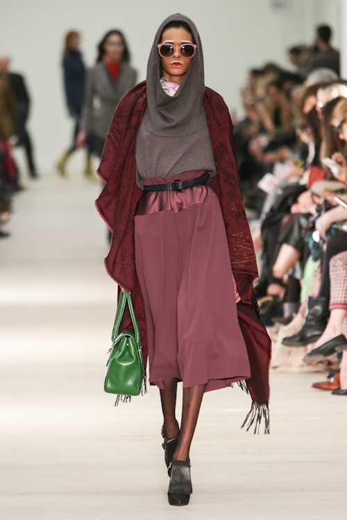 ヴィヴィアン・ウエストウッド レッドレーベル(Vivienne Westwood RED LABEL) 2013-14年秋冬ウィメンズコレクション  - 写真23