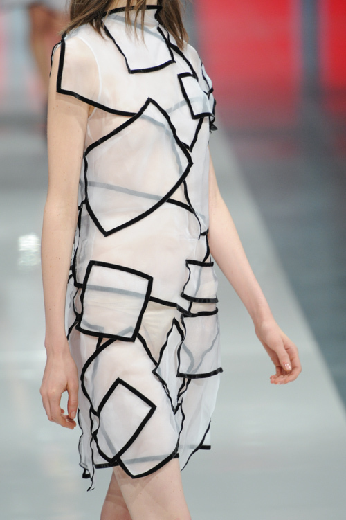 クリストファー ケイン(Christopher Kane) 2013-14年秋冬ウィメンズコレクション  - 写真77