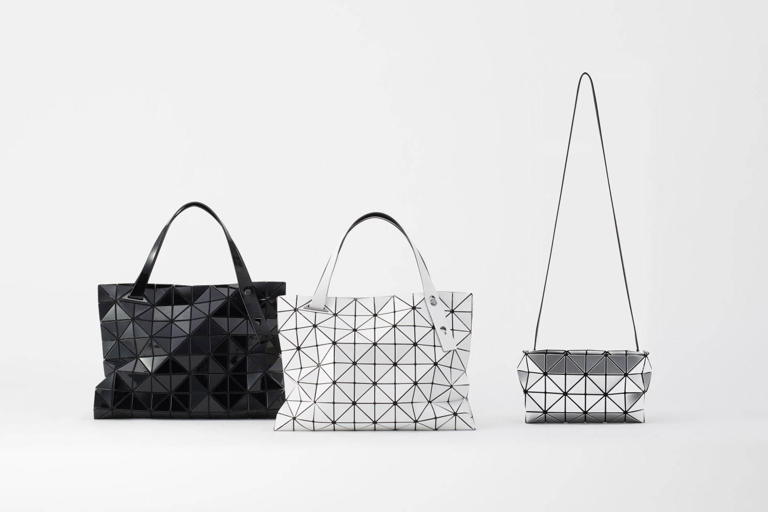 BAO BAO ISSEY MIYAKE“宝石＆鏡”のように煌めく新作バッグやポーチ｜写真4