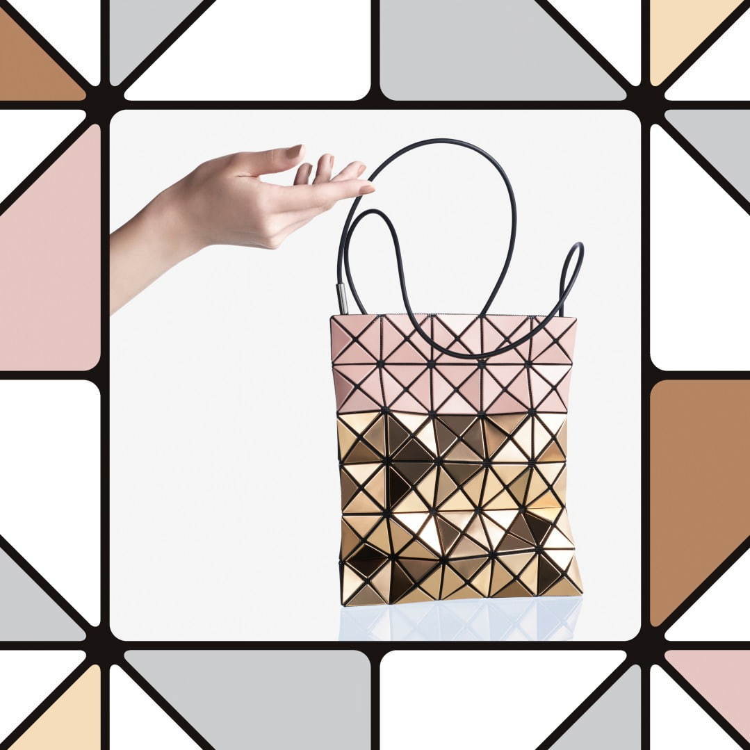 BAO BAO ISSEY MIYAKE“宝石＆鏡”のように煌めく新作バッグやポーチ｜写真9