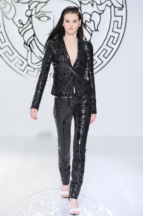 ヴェルサーチェ(VERSACE) 2013-14年秋冬ウィメンズコレクション  - 写真5