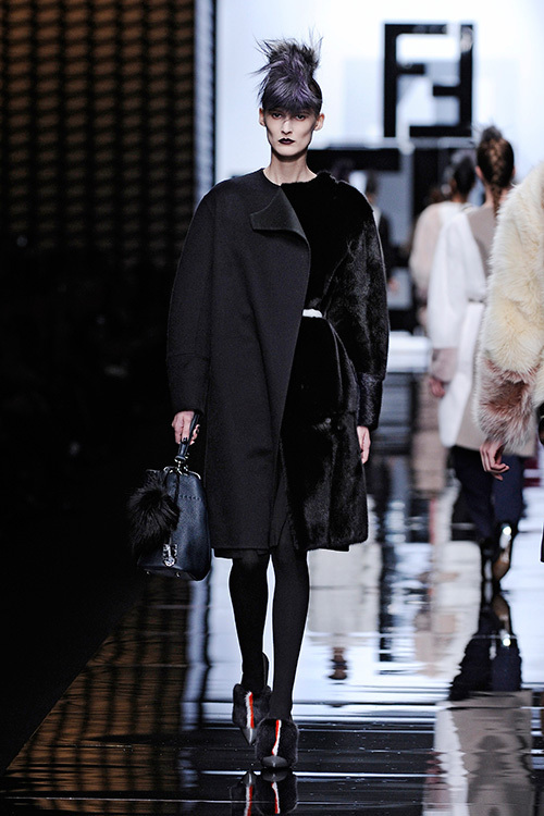 フェンディ(FENDI) 2013-14年秋冬ウィメンズコレクション  - 写真25