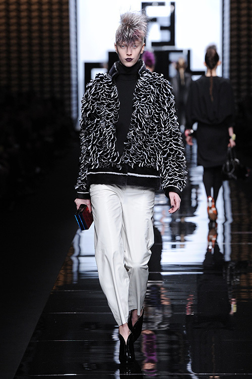 フェンディ(FENDI) 2013-14年秋冬ウィメンズコレクション  - 写真36