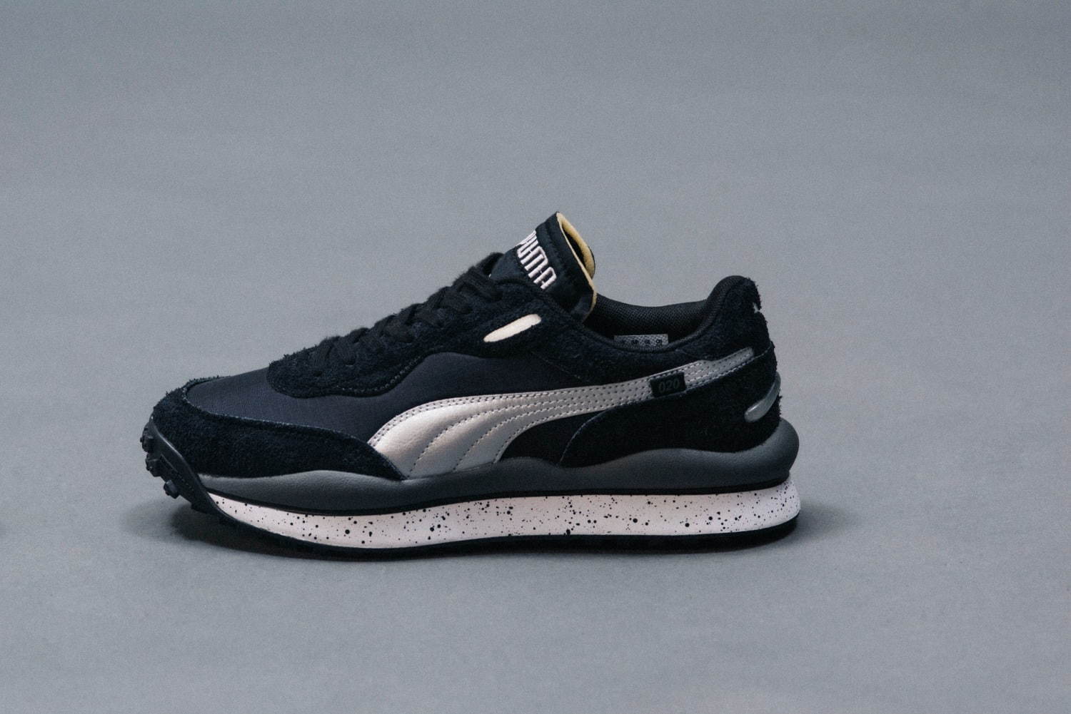 プーマ(PUMA) スタイル ライダー“カタナ”｜写真6