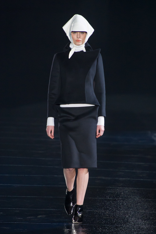 ミュグレー(MUGLER) 2013-14年秋冬ウィメンズコレクション  - 写真47