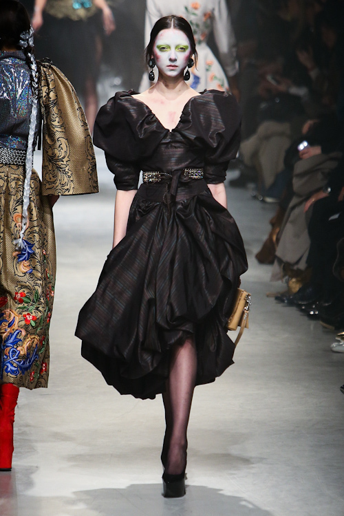 ヴィヴィアン・ウエストウッド ゴールドレーベル(Vivienne Westwood Gold Label) 2013-14年秋冬ウィメンズコレクション  - 写真57